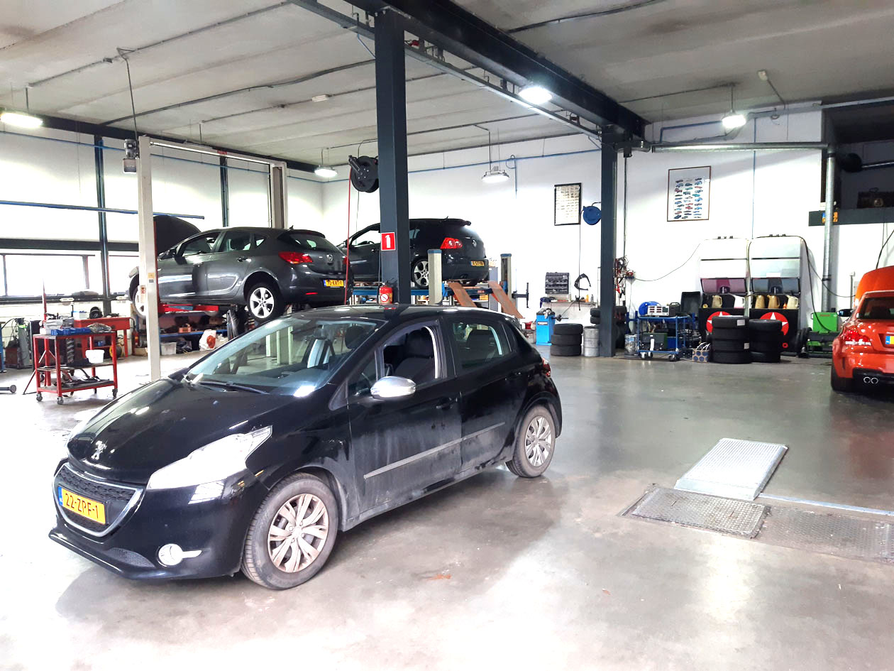 Onderhoudsbeurt in de werkplaats